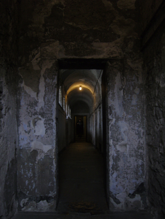 Kilmainham Gaol, Kilmainham 18 – West Wing Corridor 02